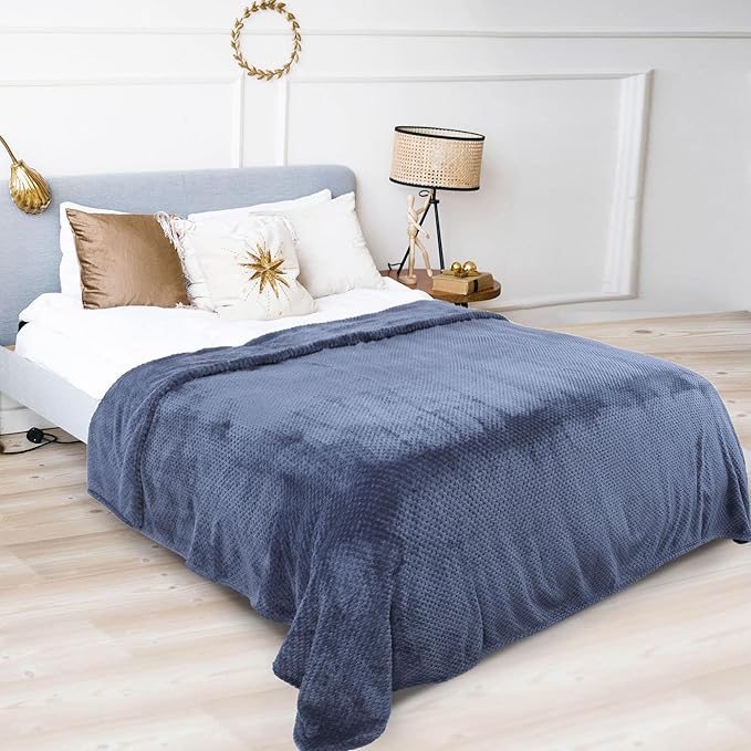 uxcell Flannel Fleece Bed Blankets, Soft Warm Microfiber Blanket, Mesh Fuzzy Plush 330GSM Lightweight Decorative Solid Blankets for Bed Full (70"x78") Navy Blue