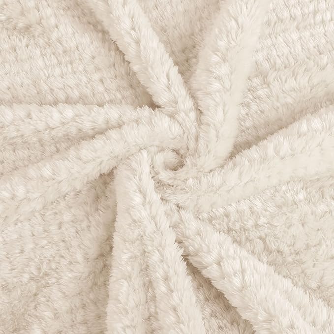 uxcell Flannel Fleece Bed Blankets, Soft Warm Microfiber Blanket, Mesh Fuzzy Plush 330GSM Lightweight Decorative Solid Blankets for Bed Queen (78"x90") Beige