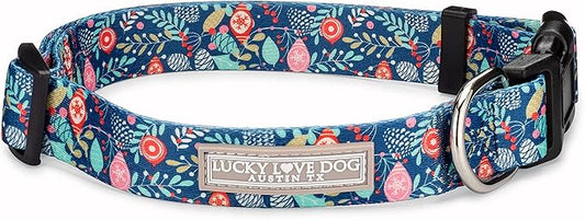 Lucky Love Dog - Adjustable Dog Collar with Easy Click Buckle for Small to Large Ones, Durable, & Comfortable for Male & Female Dogs, Pet Collar for Puppies & Adult Dogs - Sweet Holiday, Small